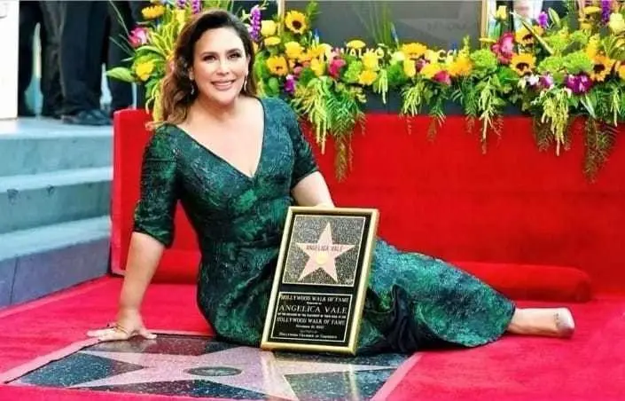 La actriz Angelica Vale confiesa que es ha sido un reto estar frente a un micrófono de radio tras 5 años al aire en Estados Unidos. / FOTO: IG Angelica Vale