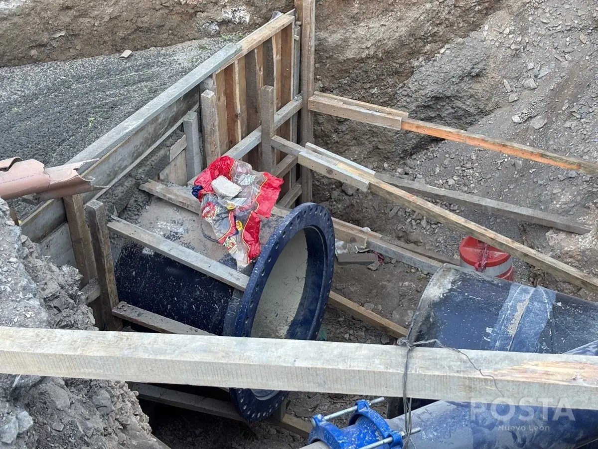 Agua y Drenaje alista trabajos de interconexión de tubería en Santa Catarina