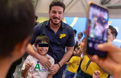El plan de Samuel García para garantizar cobertura universal y gratuita contra el cáncer infantil