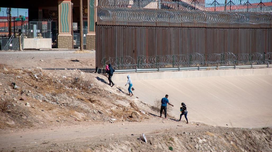 ¿Cuánto tiempo pasa un migrante detenido en la frontera México-EU?