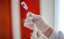 Secretaría de Salud aplica casi un millón de vacunas de influenza, COVID y neumococo
