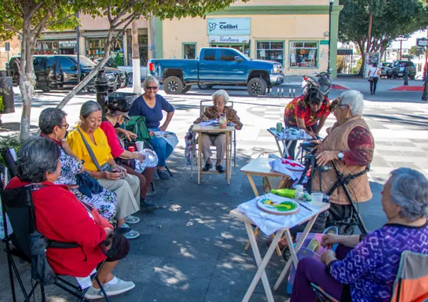 Abuelitas del Jardín Velasco: Una hermandad con 20 años de amor y risas