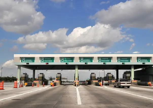 ¿Cuál es la cuota de peaje para ir de Piedras Negras a Eagle Pass?