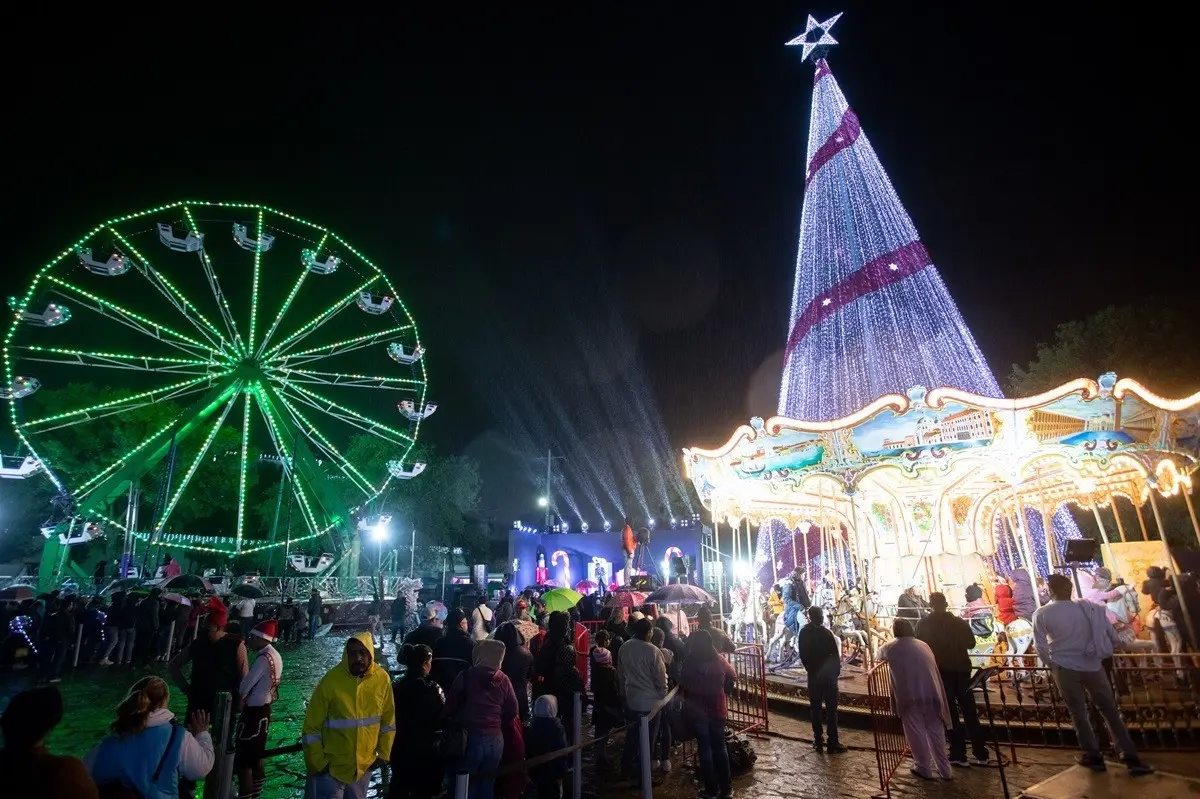 Escobedo celebra Navidad con encendido del pino y shows.. Foto: Gobierno de Escobedo.