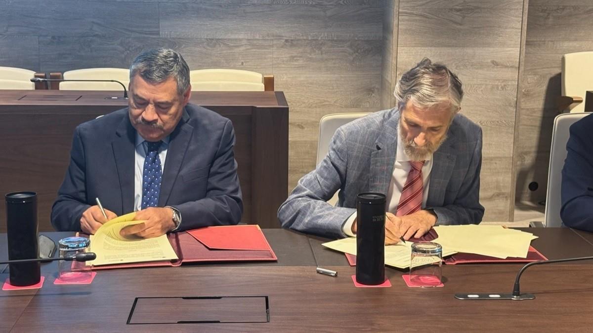 UANL firma convenio para impulsar la vitivinicultura con la Universidad de Burgos