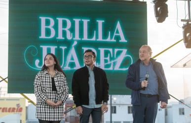 Félix Arratia inaugura el festival navideño Brilla Juárez