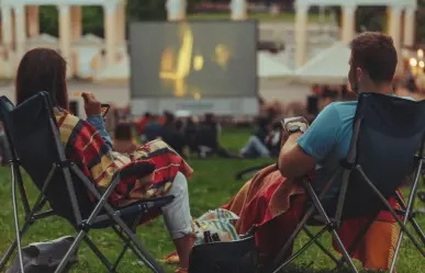 Este diciembre, vive la magia del cine bajo las estrellas en La Paz