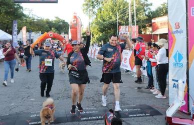 Gobernador corre para donar esperanza y alimentar a los más vulnerables