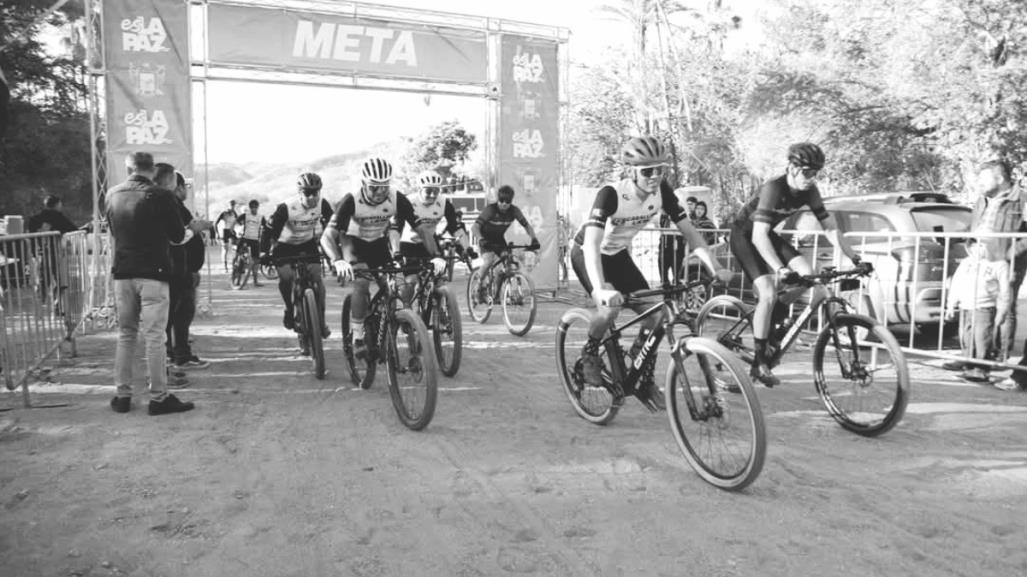 Ciclista fallece durante carrera del Festival de Maquecho en San Antonio