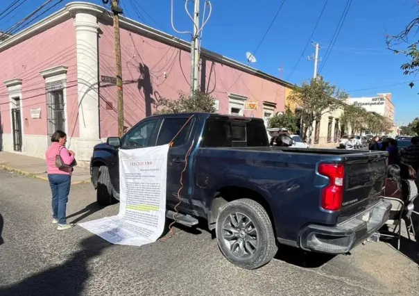 Maestros del SNTE cierran calles del centro de Durango por estos motivos