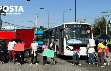 Paralizan con bloqueo la vialidad en la Vía Morelos, vecinos de Ecatepec exigen agua (VIDEO)