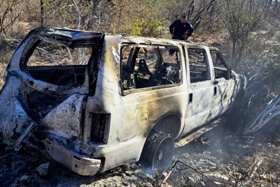 Rescatan con vida a 3 pescadores secuestrados en playa El Coyote