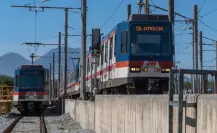 Samuel García analiza extensión de la Línea 1 del Metro hasta Cadereyta