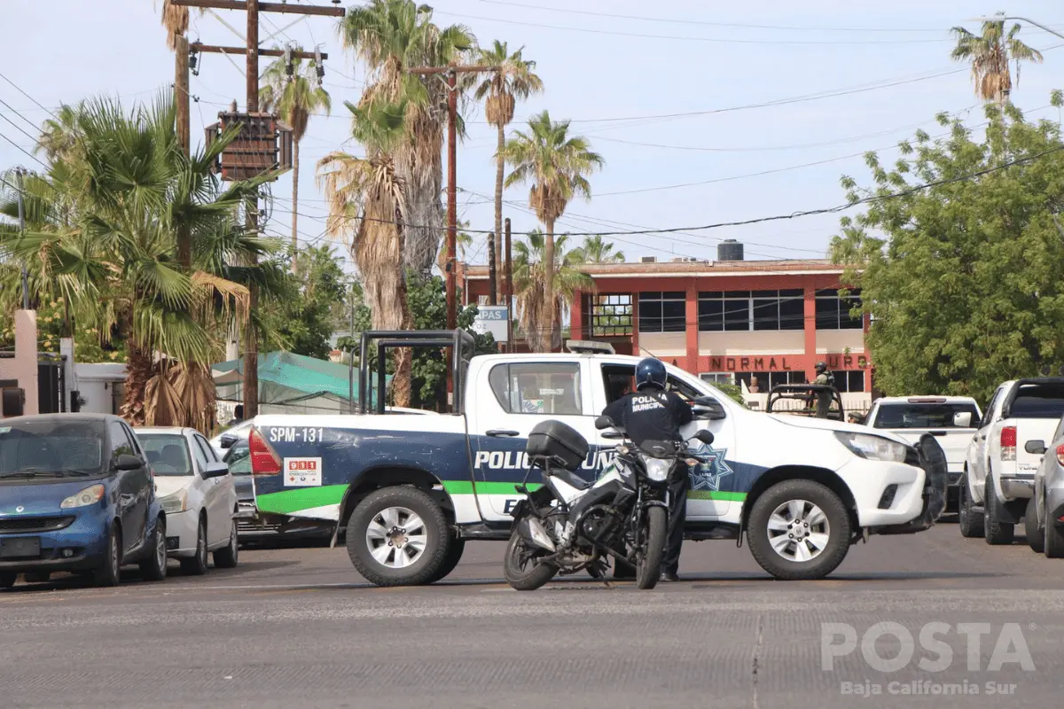 Los ladrones fueron detenidos poco después del robo. Foto: POSTA BCS