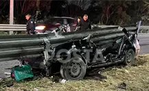 Choque aparatoso en Apodaca deja a conductor gravemente herido