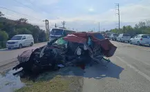 Choque entre transporte y camioneta en Ciénega de Flores deja 11 personas heridas