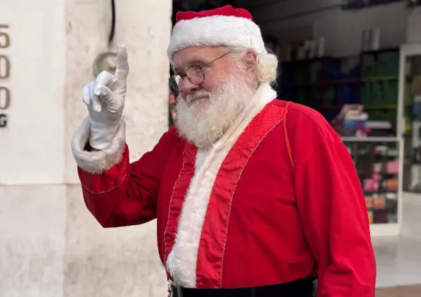 Conoce al Santa Claus yucateco que llena de magia el centro de Mérida