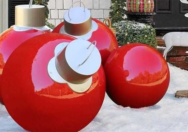 DIY Navideño: Crea esferas gigantes de Navidad con globos