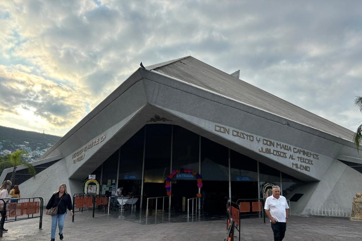 Basílica de Guadalupe en la colonia Independencia de Monterrey. Foto y video: Diego Beltrán