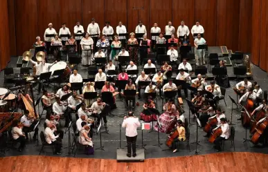 Ven a disfrutar un recital navideño con la Orquesta Típica de la CDMX