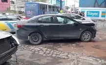 Choque en centro de Monterrey deja daños materiales y moviliza a las autoridades