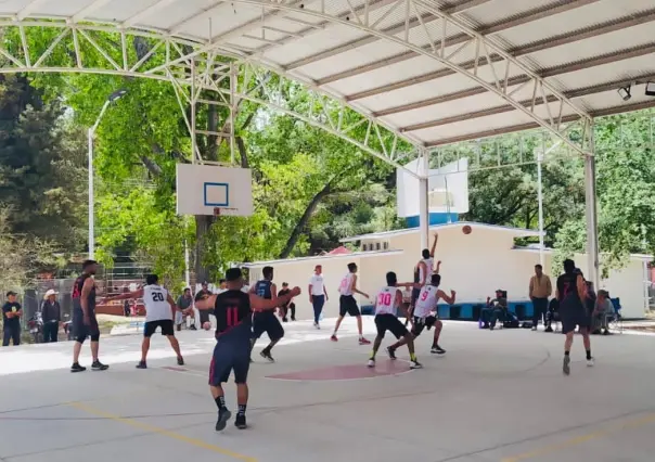 La Venecia de Durango y sus espectaculares torneos de basquetbol