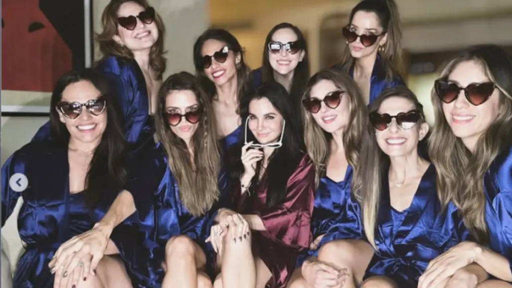 Martha Higareda celebra su despedida de soltera en Los Cabos