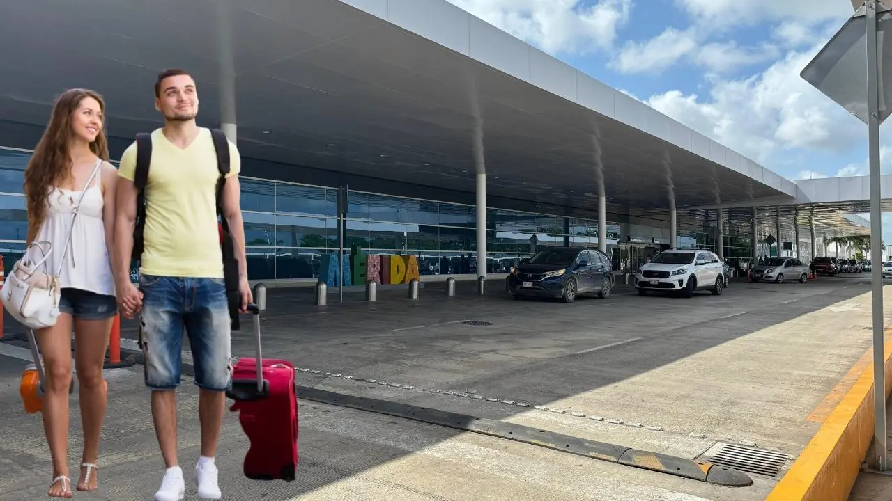 El aeropuerto trabaja las 24 horas del día, mientras haya vuelos programados Foto: POSTA Yucatán/Freepik