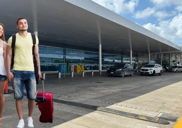 ¿Cuántos vuelos aterrizan en el Aeropuerto de Mérida cada mes?