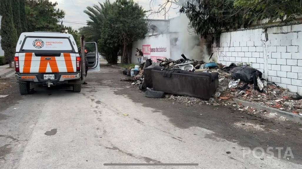 Indigentes queman basura en Guadalupe, movilizan a las autoridades