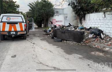 Indigentes queman basura en Guadalupe, movilizan a las autoridades