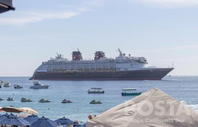 Invitan a manifestación contra llegada masiva de cruceros a La Paz