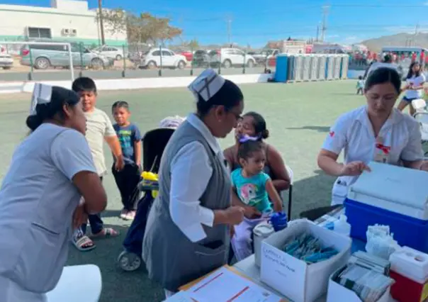 ISSSTE Los Cabos refuerza vacunación contra enfermedades respiratorias en invierno