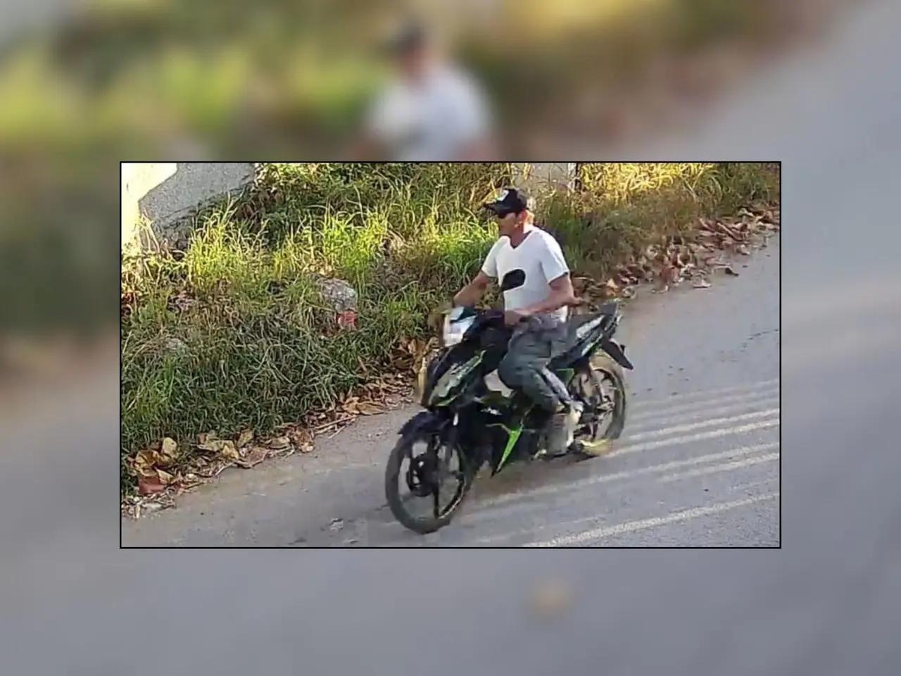 En redes sociales, usuarios de Tekit denunciaron a un sujeto por el robo de una motocicleta y alertaron que podría cometer más delitos en poblaciones aledañas.- Fuente Cielo M. Silva