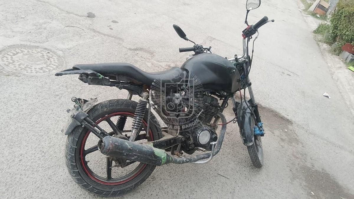 Detienen a sospechoso con drogas y posible vínculo con robos en García