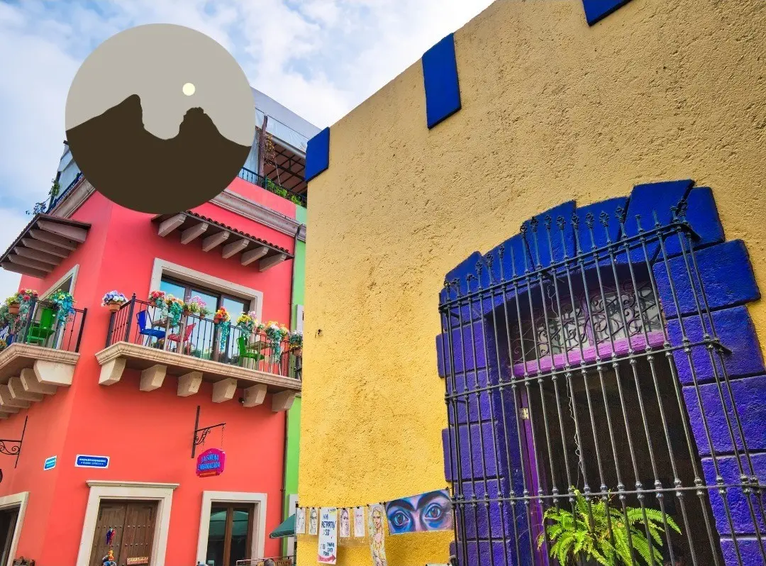 Barrio Antiguo es uno de los lugares emblemáticos al visitar Monterrey. Foto: Canva.