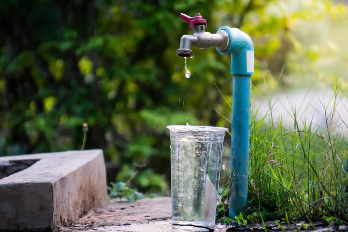El corte de agua afectará a más de 100 familias en Nuevo Laredo. Foto: Freepik
