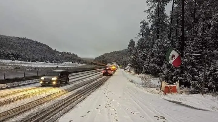 Supercarretera Durango - Mazatlán: 3 cosas que debes llevar en tu auto si hay riesgo de nevada