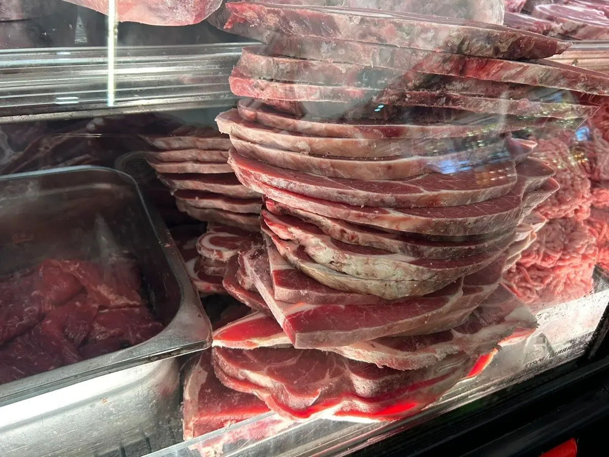 Los empalmes de Zuazua, los quesos, salchichas y por supuesto lo necesario para las salas borrachas o fresasadilla. Foto: Rosy Sandoval