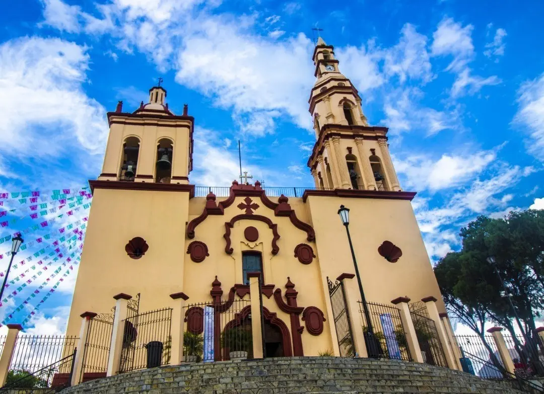 Una de los monumentos más emblematicos de Santiago y atractivo para los turistas. Foto: Travel Nuevo León.