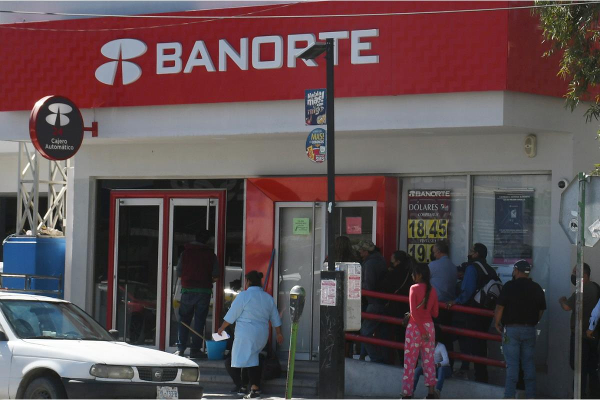 Para evitar inconvenientes, te recomendamos planificar tus trámites bancarios con anticipación./ Foto: Posta Coahuila