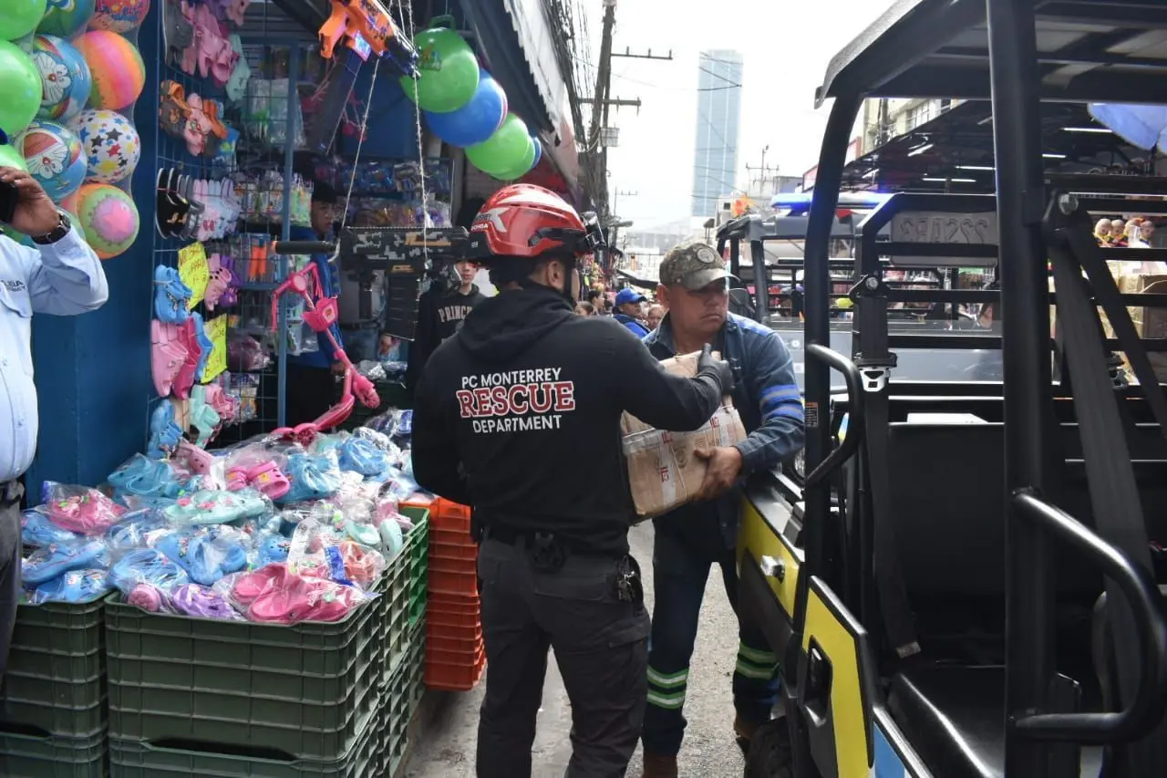 El director de Protección Civil, Erick Cavazos Cavazos, señaló que es importante reconocer que los daños por el uso de estos fuegos, pueden ir desde una amputación. Foto: PCNL.