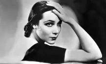 ¿Cómo huyó Dolores del Río cuando dejó Durango durante la Revolución Mexicana?
