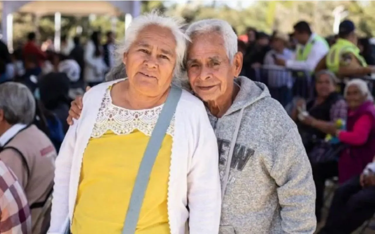 El primer pago de la pensión para adultos mayores se recibirá durante enero y febrero, confirmó la Secretaria de Bienestar. Foto: Gob. de México
