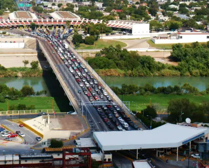 ¿Cómo monitorear el flujo vehicular en los puentes fronterizos de Tamaulipas?