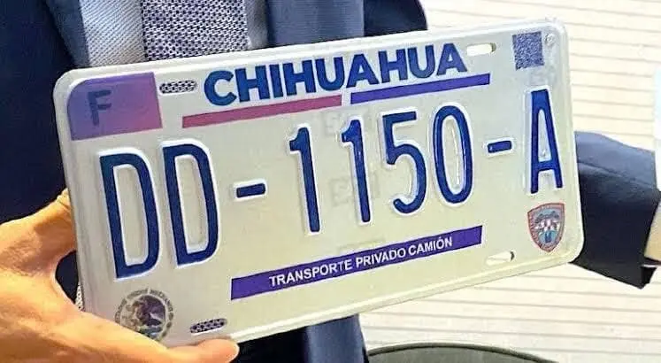 Placas en Chihuahua. Foto de Recaudación de Rentas Chihuahua.