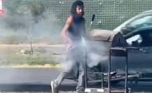 VIDEO | ¿Se va hacer la carne asada? Hombre en situación de calle prende el asador en San Nicolás