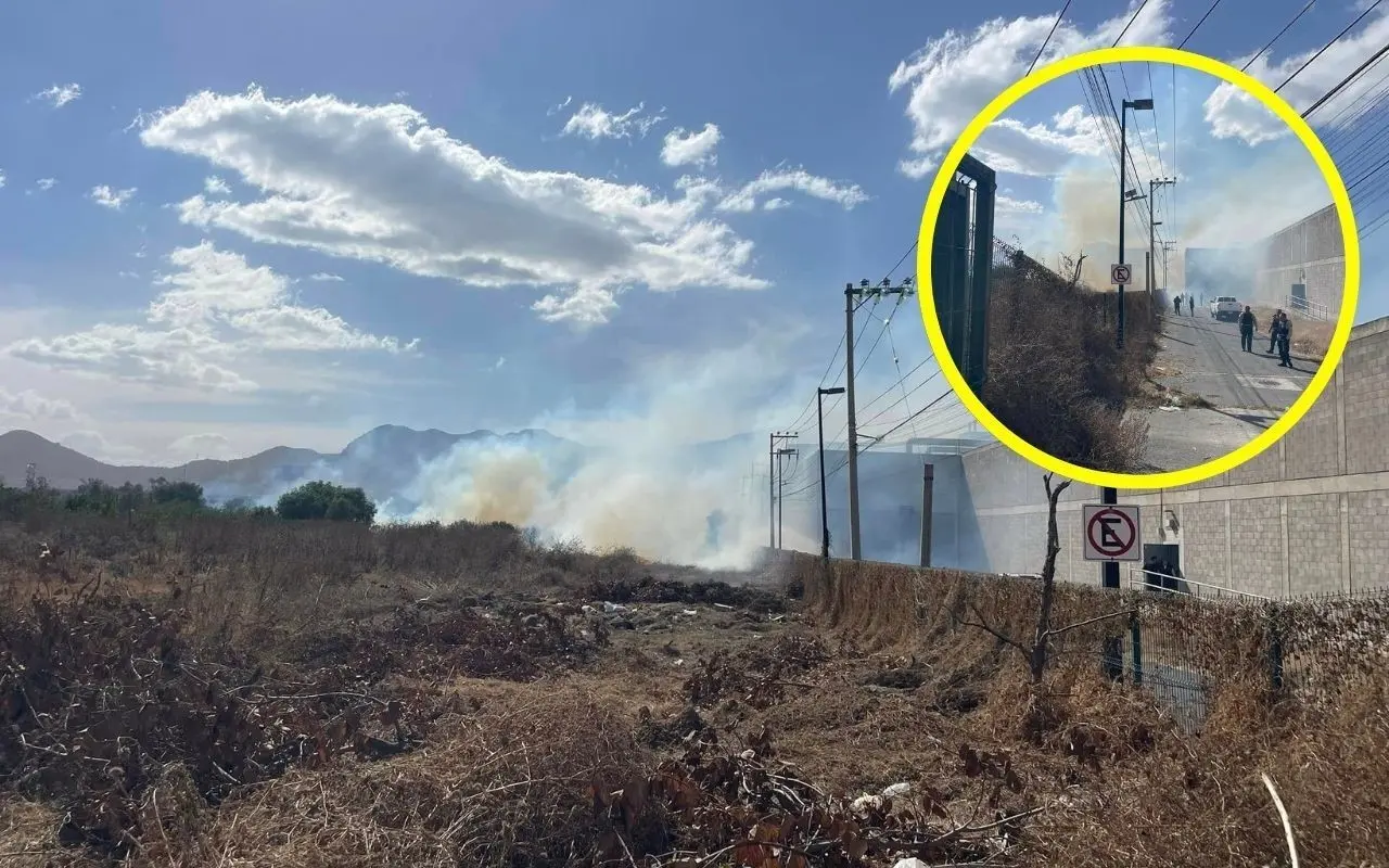 El humo se extendió hasta las viviendas del fraccionamiento Heróes Tecámac, no hubo lesionados. Foto: FB Roko