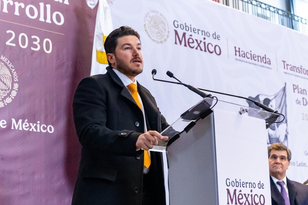 Samuel García en conferencia de prensa Foto: Gobierno de Nuevo León