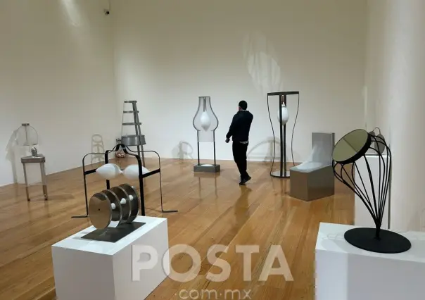 Exposición Mírame, te veré de vuelta reúne 40 años de carrera de Teresa Serrano
